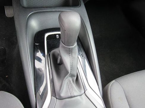 Used 2024 Toyota Corolla LE FWD image 25