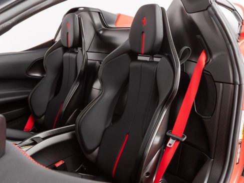 Certified 2022 Ferrari SF90 Spider image 59