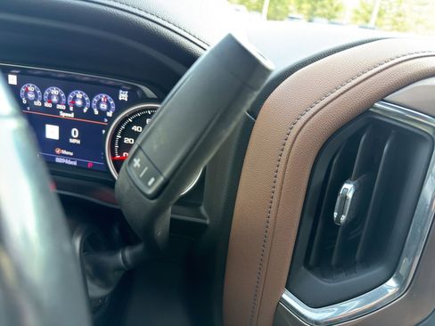 Used 2022 Chevrolet Silverado 3500 High Country w/ Z71 Off-Road Package AWD/4WD image 28