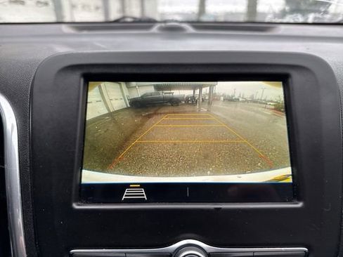 Used 2019 Chevrolet Equinox LT image 27