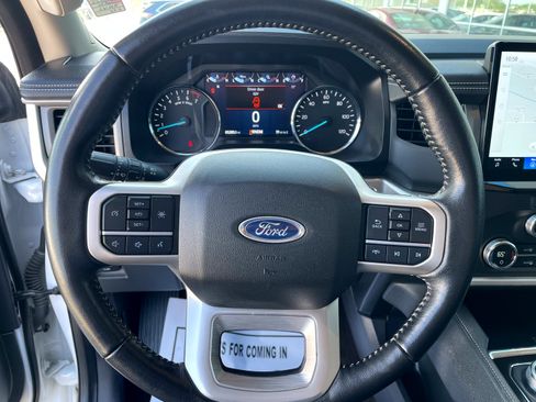 Used 2022 Ford Expedition Max XLT AWD/4WD image 13