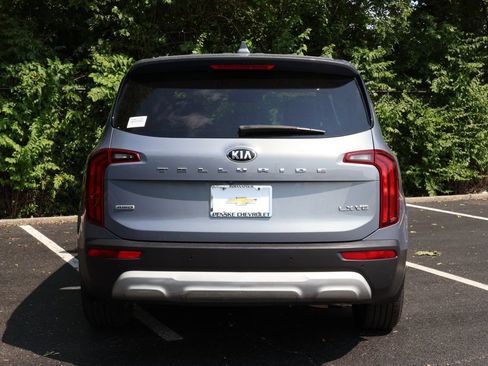 Used 2020 Kia Telluride LX AWD/4WD image 6