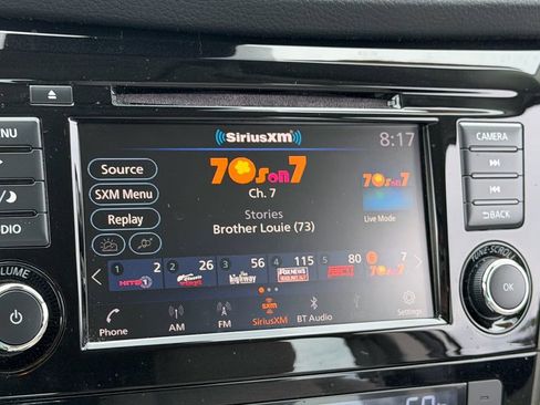 Certified 2022 Nissan Rogue Sport SV FWD image 18