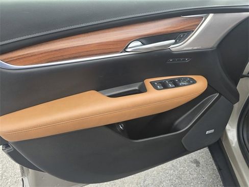 Used 2023 Cadillac XT5 Premium Luxury w/ Technology Package image 23