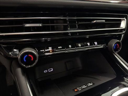 New 2026 Chevrolet Traverse Z71 w/ Enhanced Driving Package image 19