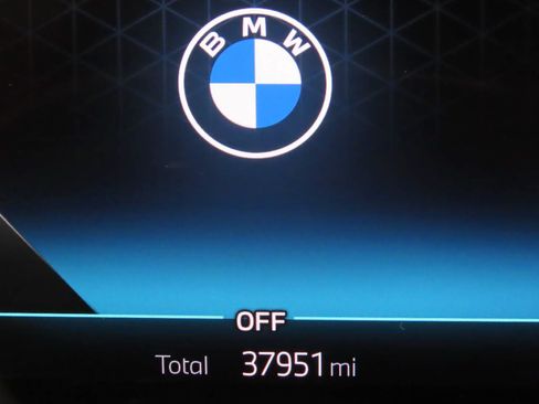 Used 2024 BMW 530i RWD image 9