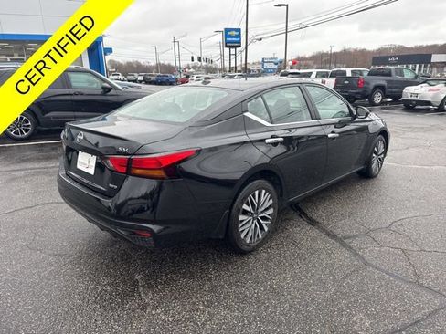 Used 2024 Nissan Altima 2.5 SV AWD/4WD image 8