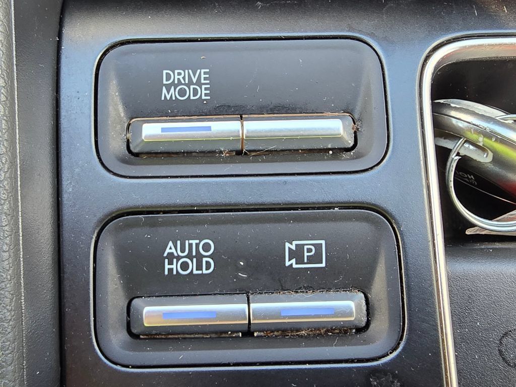 Used 2025 Hyundai Sonata SEL FWD image 31