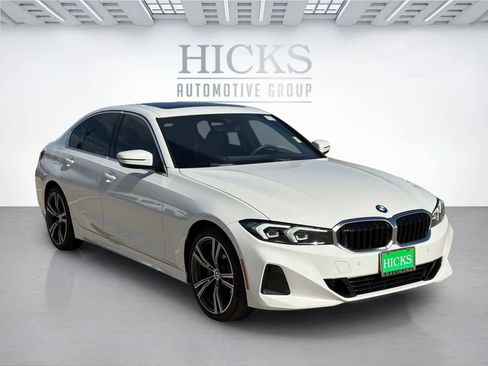 Used 2024 BMW 330i Sedan w/ Premium Package RWD image 3