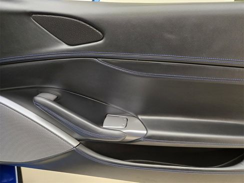 Used 2019 Ferrari Portofino image 27