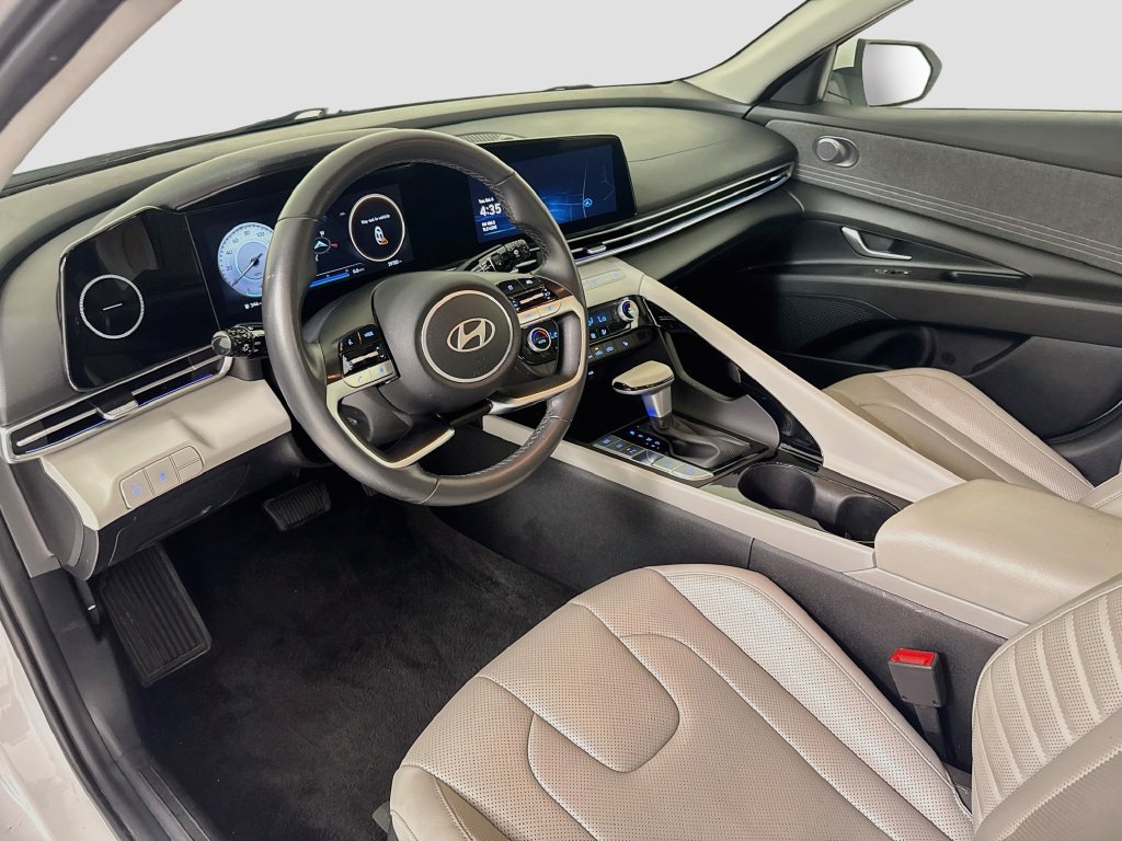 Used 2024 Hyundai Elantra Limited FWD image 10
