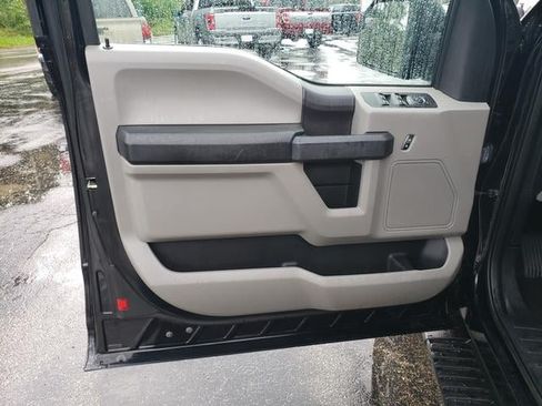 Used 2018 Ford F150 XL w/ Equipment Group 101A Mid AWD/4WD image 12
