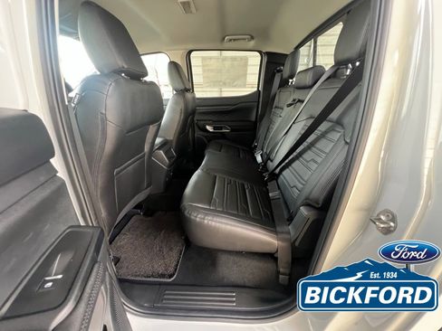 New 2026 Ford Ranger Lariat w/ Black Appearance Package image 19