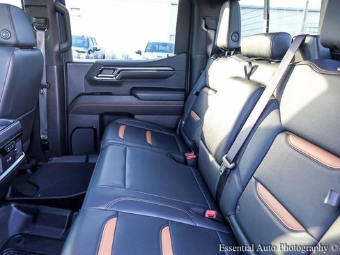 Used 2024 GMC Sierra 1500 AT4 w/ Technology Package image 13