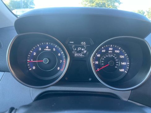 Used 2015 Hyundai Elantra SE FWD image 16