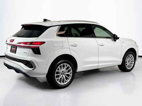 New 2026 Audi Q3 quattro 2.0T AWD/4WD image 5