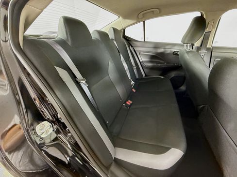 Used 2025 Nissan Versa S w/ Trunk Package FWD image 32