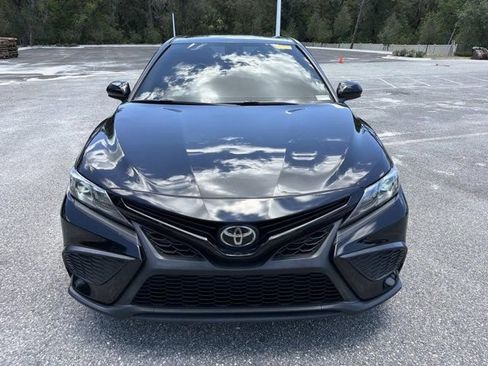 Used 2021 Toyota Camry SE FWD image 6
