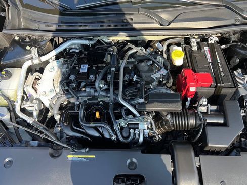 Used 2025 Nissan Sentra SV FWD image 17