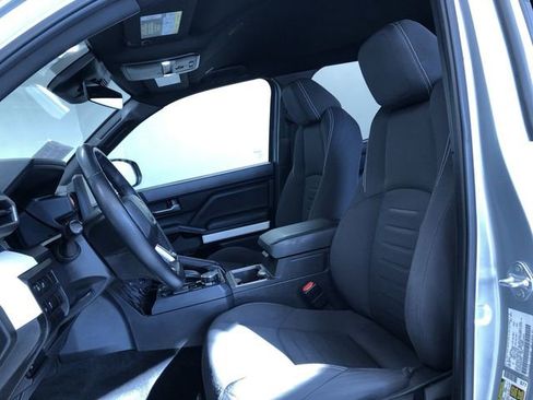 Used 2024 Toyota Tacoma TRD Off-Road image 12