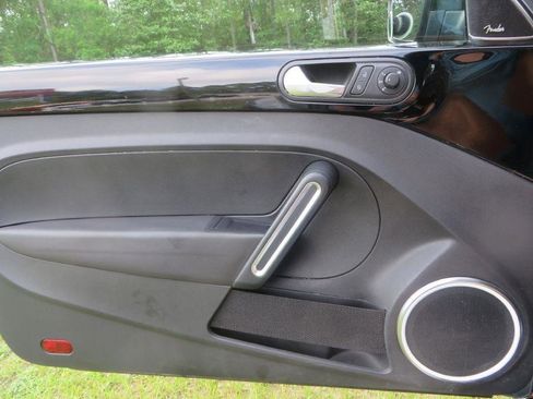 Used 2012 Volkswagen Beetle Turbo FWD image 22