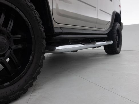 Used 2003 HUMMER H2 w/ Preferred Equipment Group AWD/4WD image 27