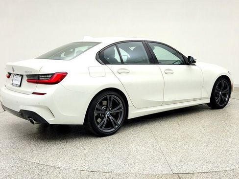 Used 2021 BMW 330i xDrive Sedan w/ M Sport Package AWD/4WD image 5