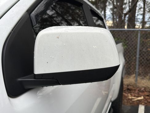 Used 2017 Chevrolet Colorado Z71 image 11