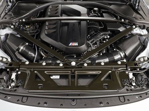 Used 2025 BMW M2 w/ Lighting Package image 24