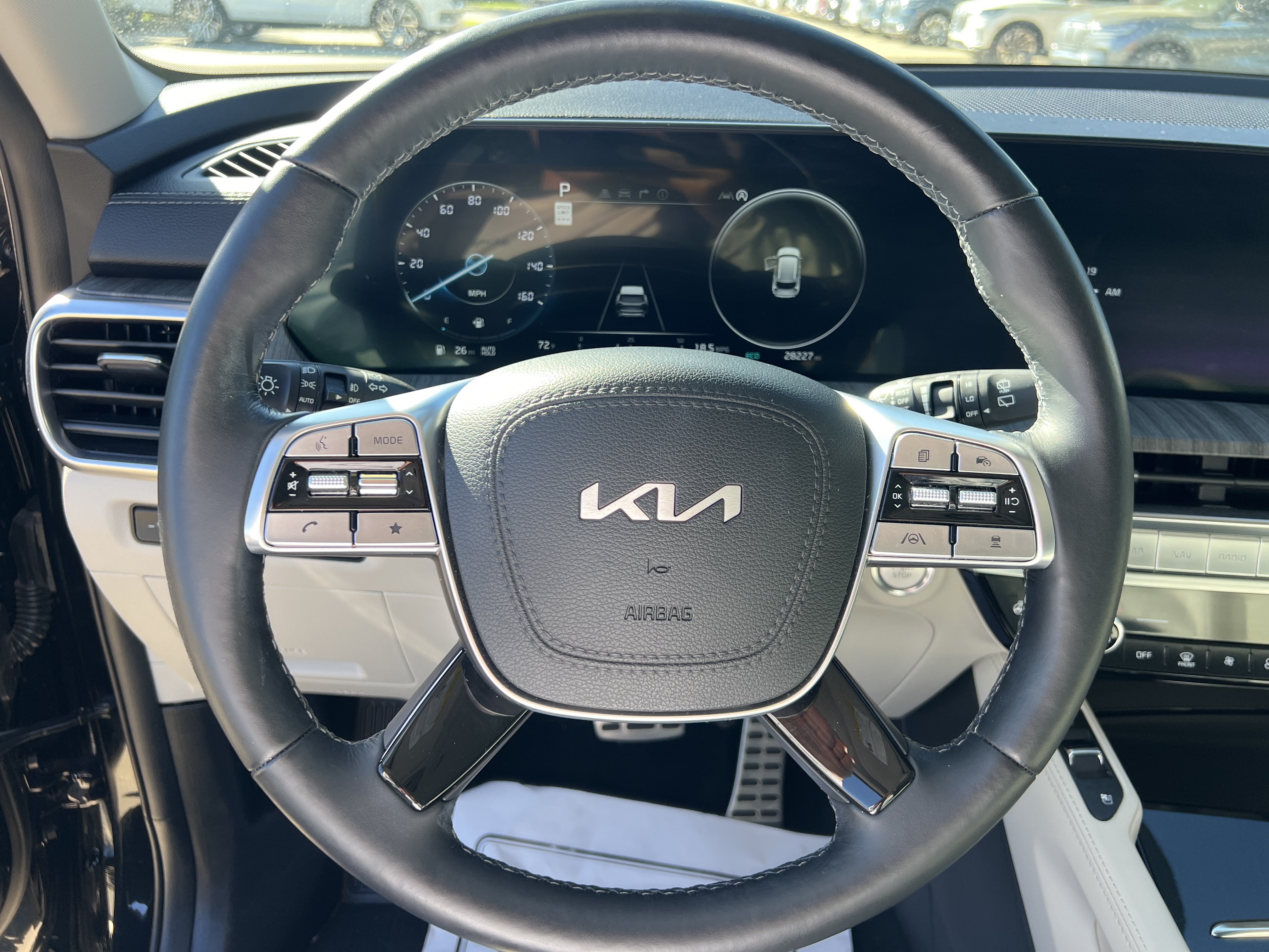 Used 2024 Kia Telluride SX AWD/4WD image 16