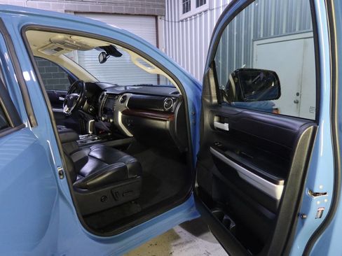 Used 2019 Toyota Tundra Limited image 12