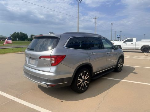 Used 2022 Honda Pilot Touring image 8