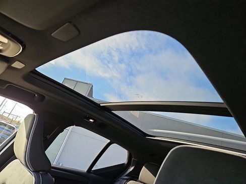 New 2026 Volvo XC40 B5 Ultra w/ Protection Package Premier image 12