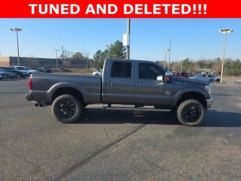 Used 2014 Ford F250 Lariat w/ Chrome Package image 2