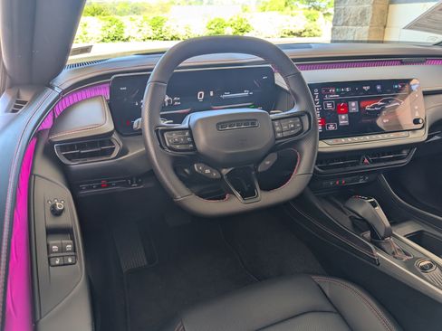 Used 2024 Dodge Charger R/T w/ Plus Group image 20