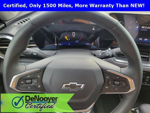 Used 2025 Chevrolet Trax ACTIV w/ Driver Confidence Package image 10