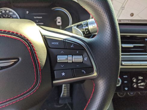 Used 2024 Genesis G70 3.3T Advanced w/ Sport Prestige Package image 31