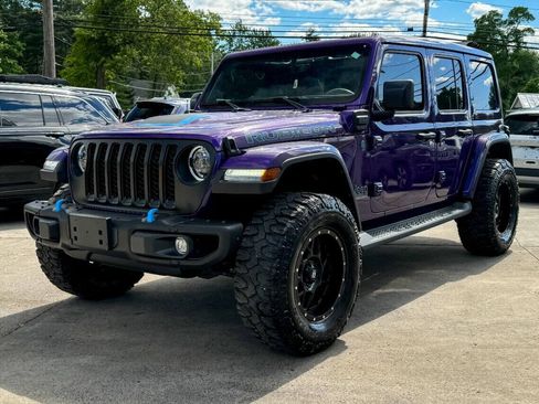 Used 2023 Jeep Wrangler Unlimited Rubicon 4xe w/ Steel Bumper Group AWD/4WD image 9