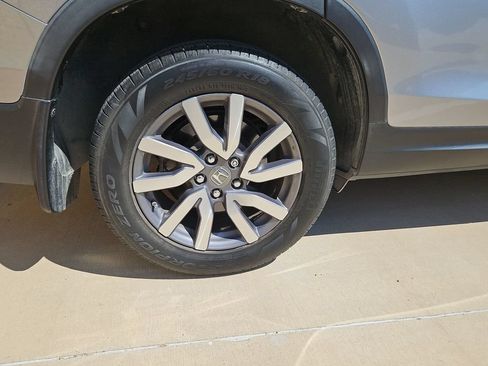 Used 2019 Honda Pilot EX-L image 3