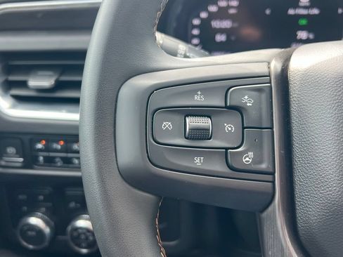 Used 2023 GMC Yukon AT4 w/ AT4 Premium Package AWD/4WD image 35