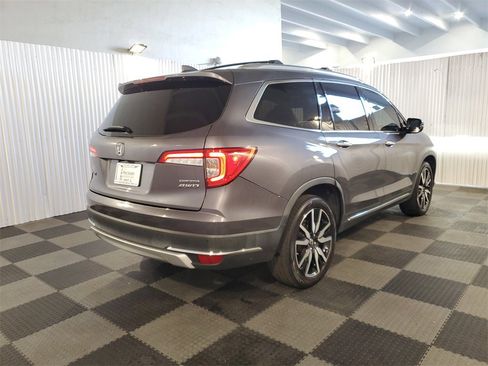Used 2020 Honda Pilot Touring image 6