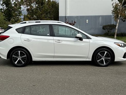 Used 2023 Subaru Impreza Premium image 3