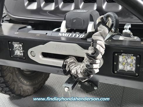 Used 2019 Jeep Wrangler Unlimited Sport S AWD/4WD image 9