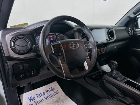 Used 2021 Toyota Tacoma TRD Pro AWD/4WD image 9