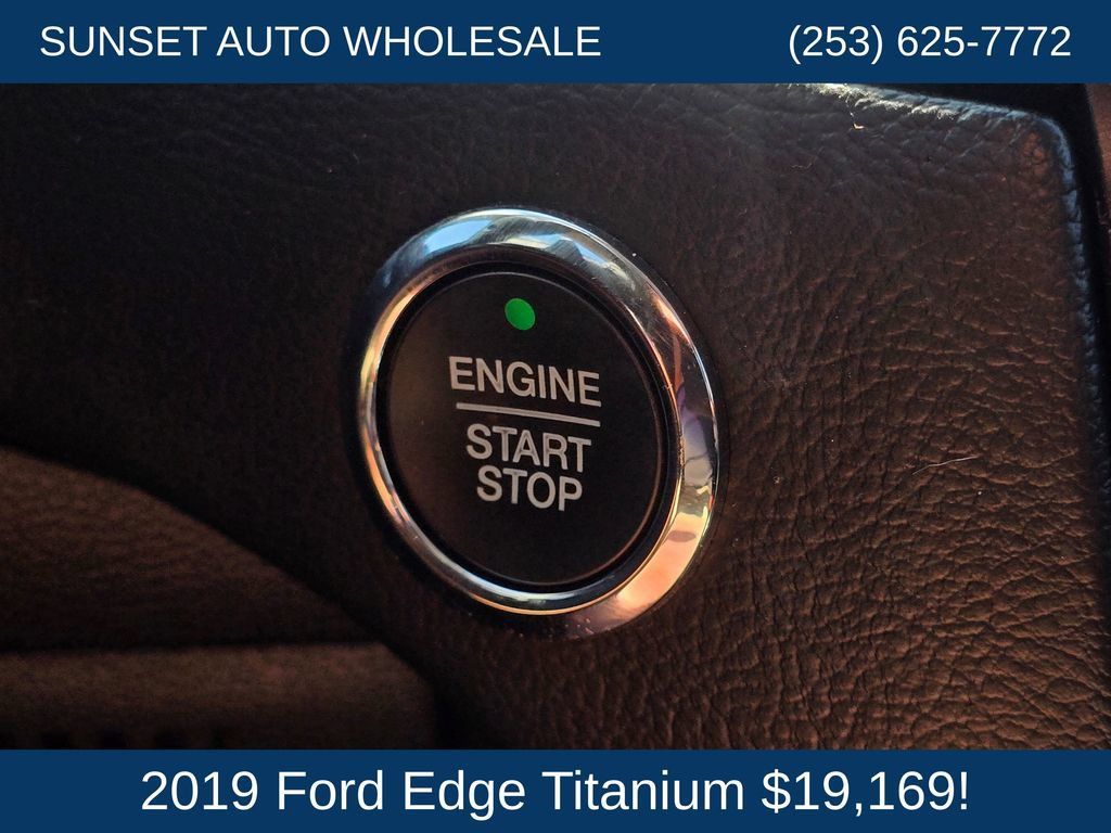 Used 2019 Ford Edge Titanium w/ Cold Weather Package AWD/4WD image 34