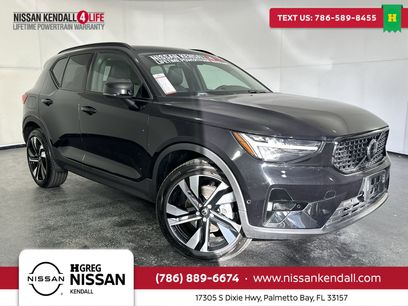 Used 2025 Volvo XC40 B5 Plus