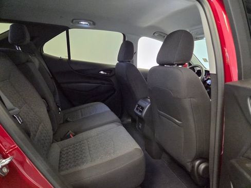 Used 2023 Chevrolet Equinox LT FWD image 17