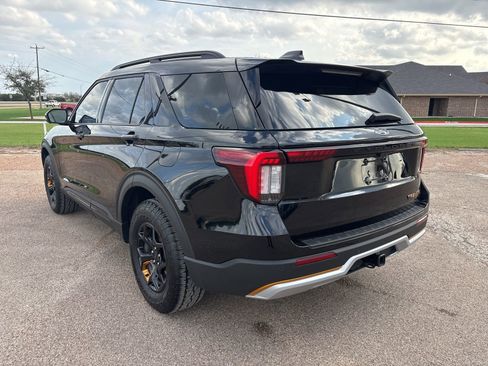 Used 2026 Ford Explorer Tremor w/ Tremor Convenience Package image 4