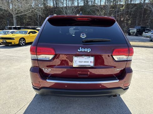 Used 2018 Jeep Grand Cherokee Limited image 6
