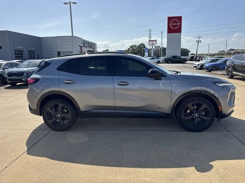 Used 2024 Buick Envision Sport Touring AWD/4WD image 14